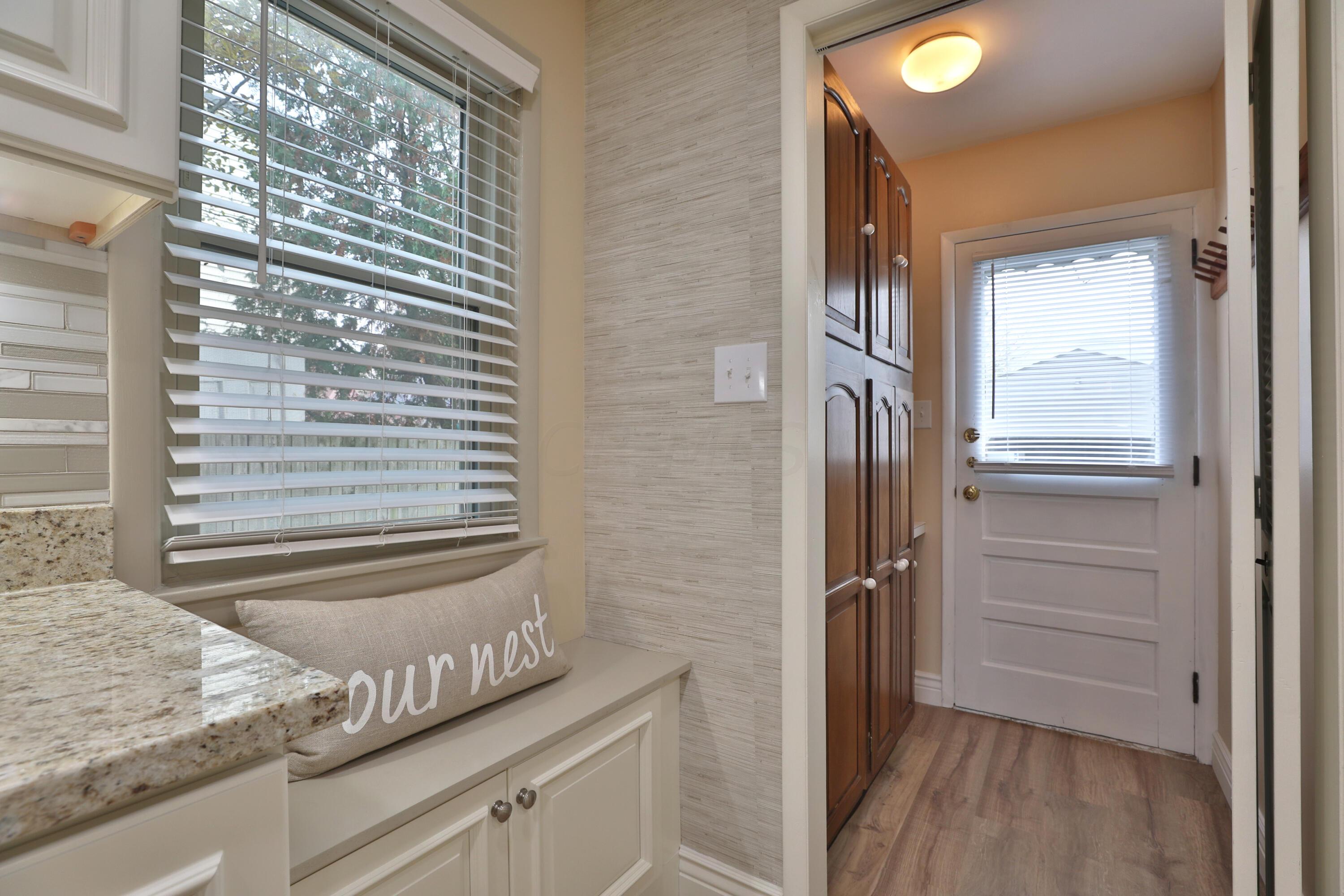 92 North Ardmore Road Bexley, OH 43209 - Photo 23 of 54 Mudroom