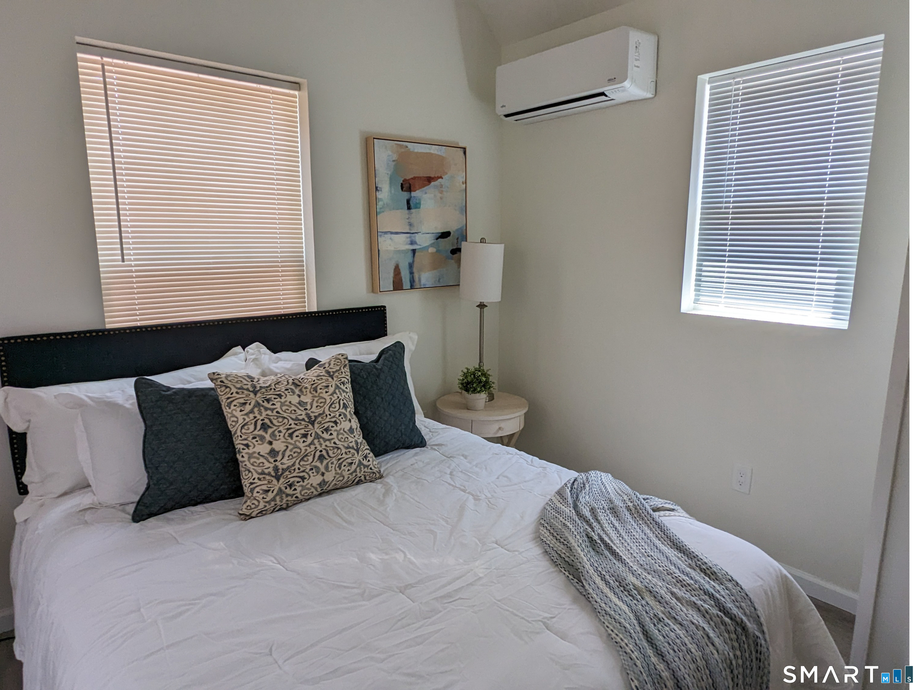 1187 North Broad Street Meriden, CT 06450 - Photo 4 of 5