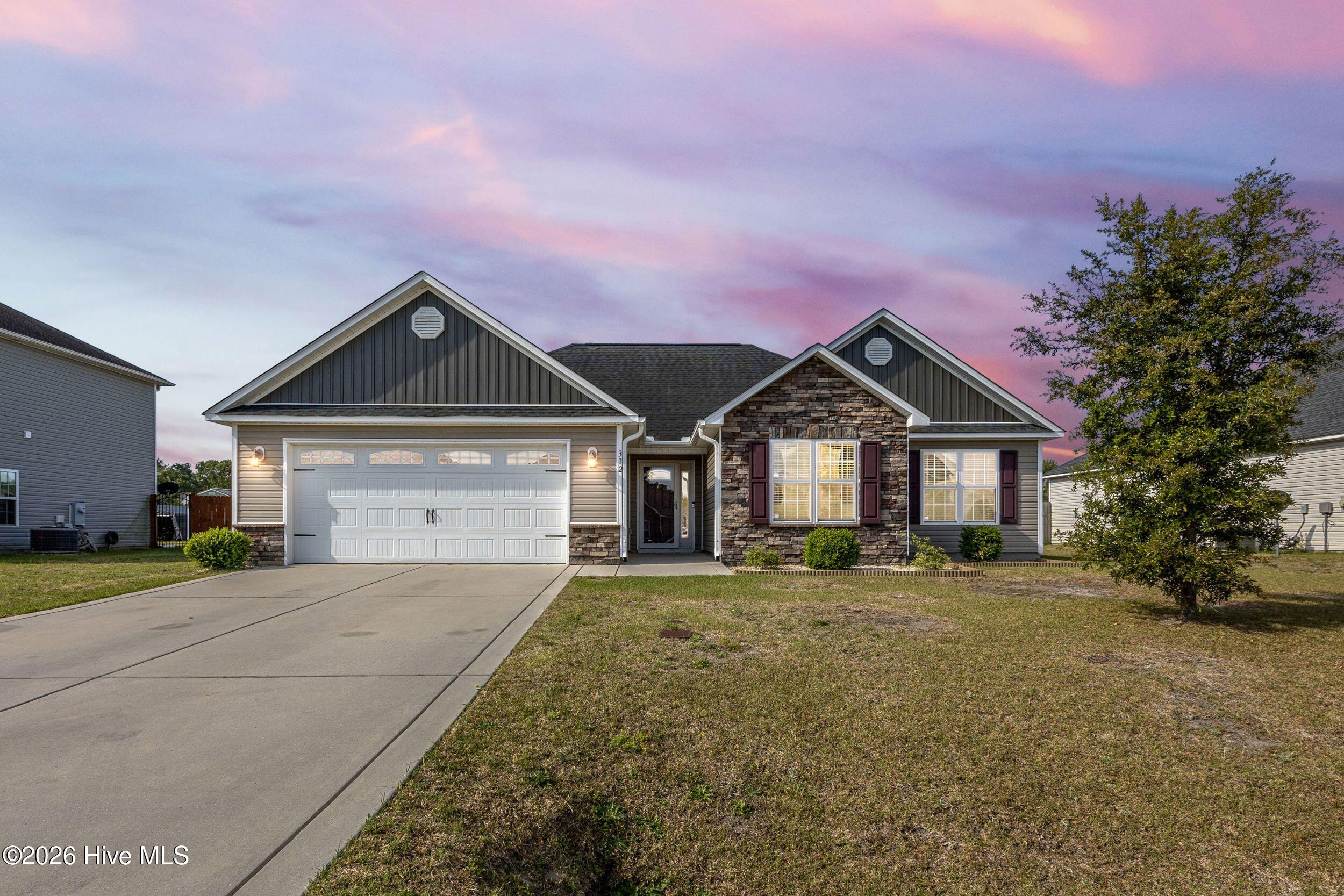 312 Strut Lane Richlands, NC 28574 - Photo 1 of 42 1_virtual twilight