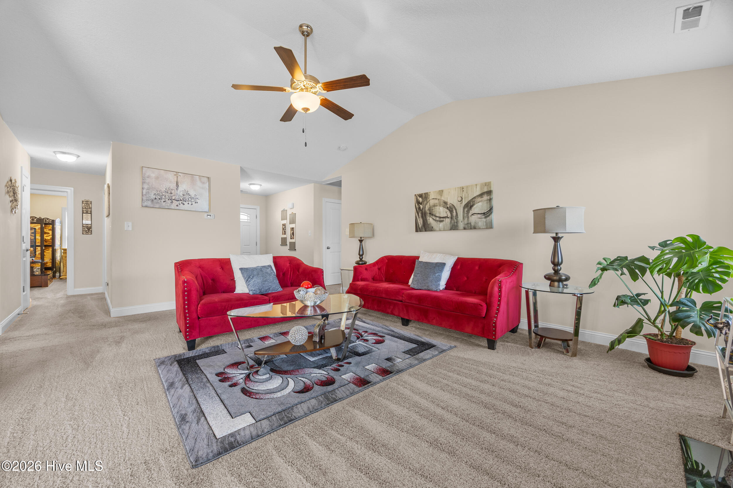 312 Strut Lane Richlands, NC 28574 - Photo 10 of 42 10_living room
