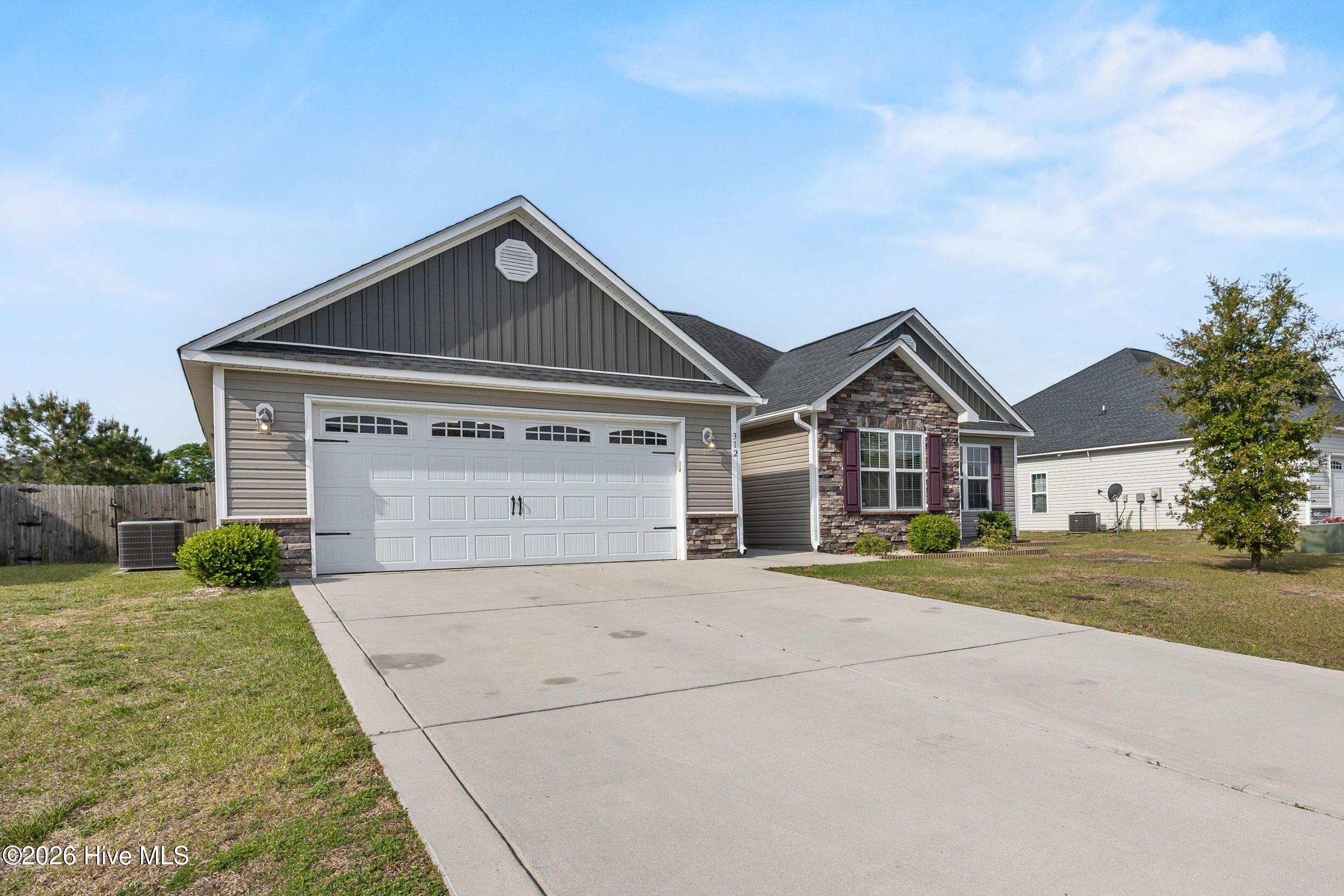 312 Strut Lane Richlands, NC 28574 - Photo 2 of 42 2_front exterior