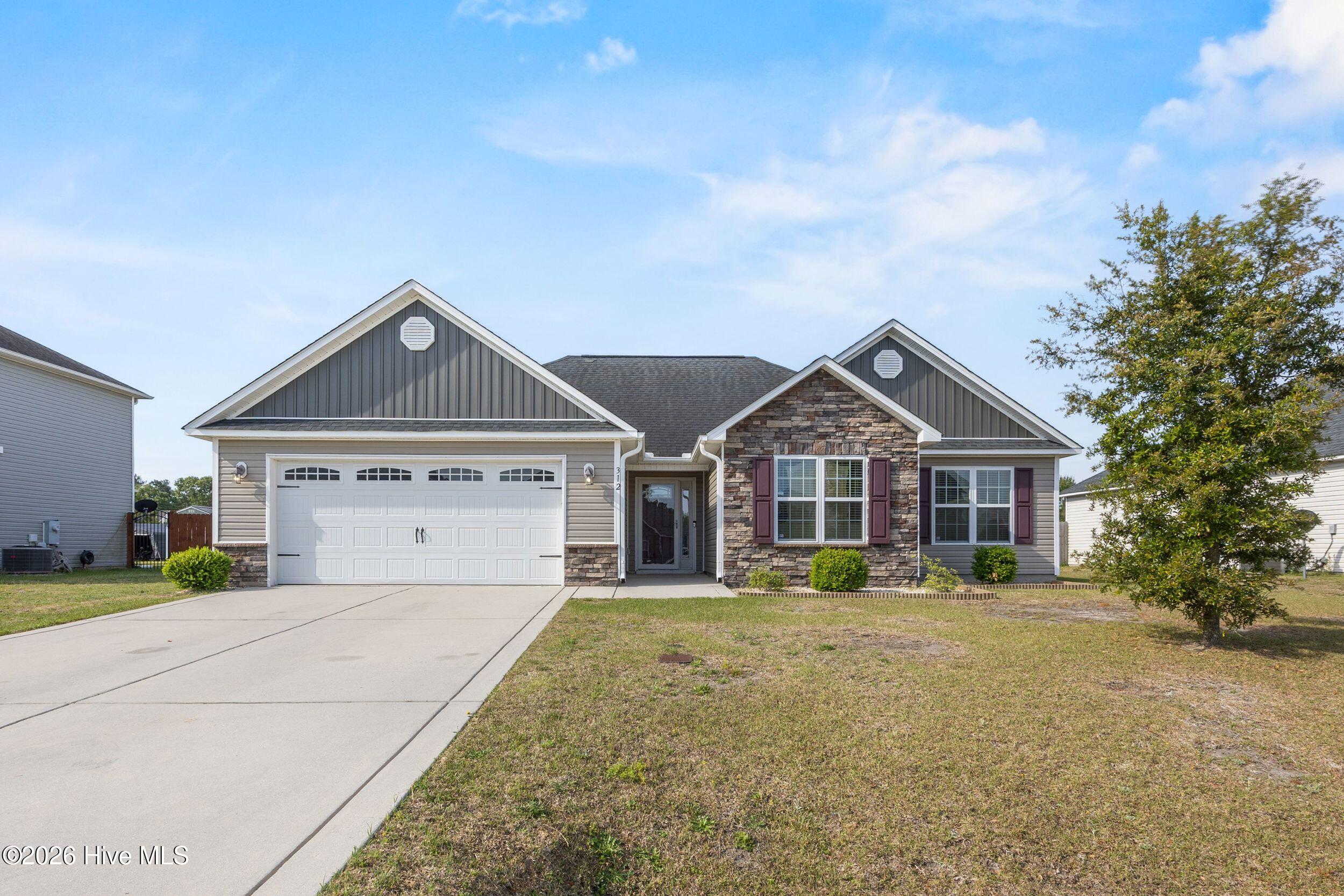 312 Strut Lane Richlands, NC 28574 - Photo 3 of 42 3_front exterior