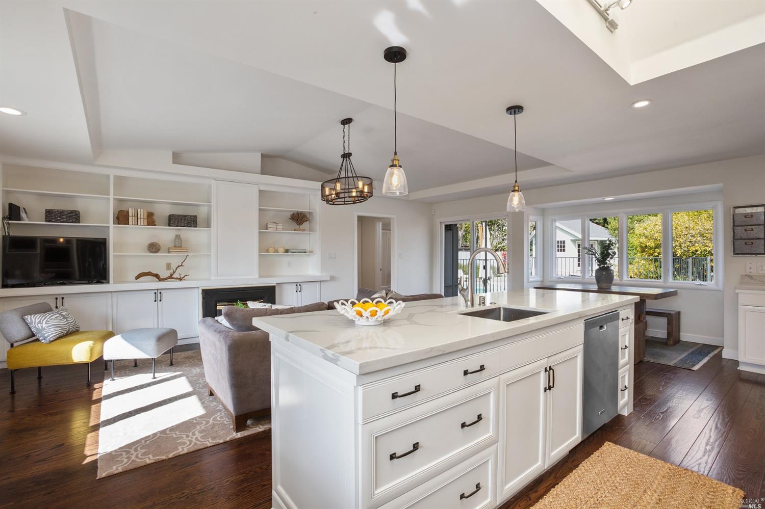 100 Summit Avenue San Rafael, CA 94901 - Photo 6 of 25