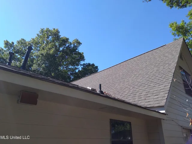 $199,500 | 315 North Mcarthur Circle, Indianola, MS 38751