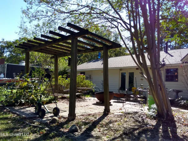 $199,500 | 315 North Mcarthur Circle, Indianola, MS 38751