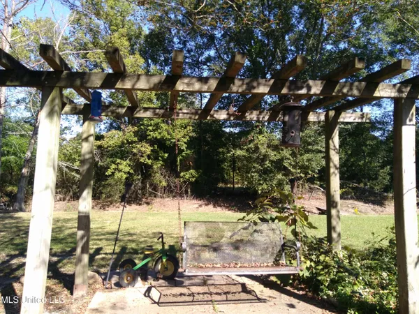 $199,500 | 315 North Mcarthur Circle, Indianola, MS 38751