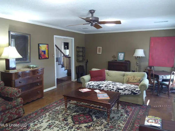 $199,500 | 315 North Mcarthur Circle, Indianola, MS 38751