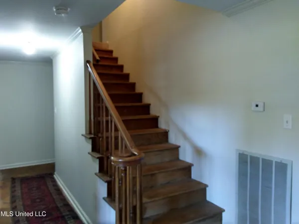 $199,500 | 315 North Mcarthur Circle, Indianola, MS 38751