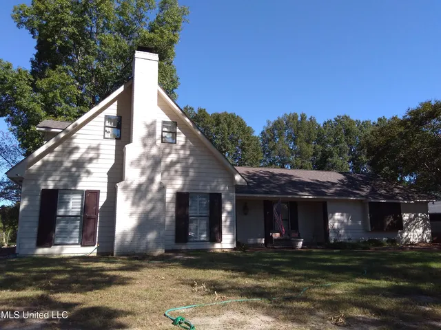 $199,500 | 315 North Mcarthur Circle, Indianola, MS 38751