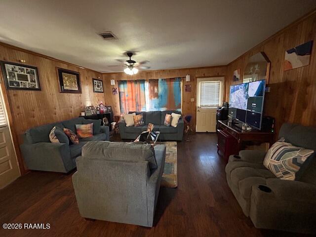 1870 Royal Street Opelousas, LA 70570 - Photo 5 of 10 IMG_7577