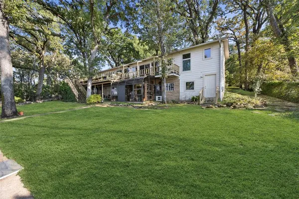 $699,999 | 1108 Lovers Lane, Tool, TX 75143