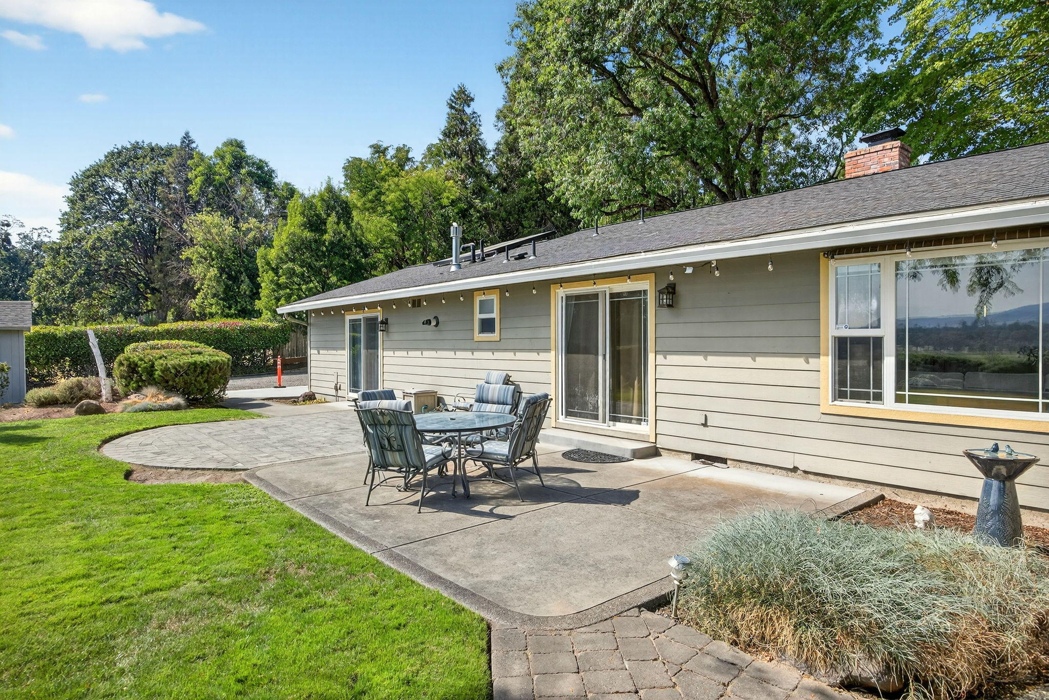 1773 Alta Vista Road Eagle Point, OR 97524 - Photo 19 of 73 Gallery Image 19