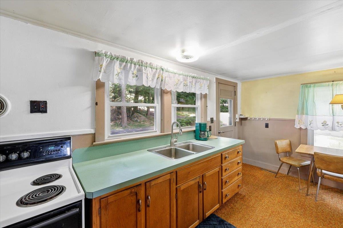 52 Berry Road Loudon, NH 03307 - Photo 23 of 33 Gallery Image 23