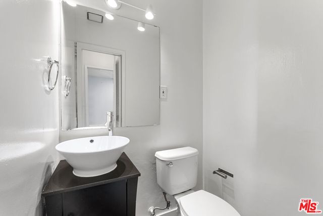 $2,790 | 612 Huntley Drive, Unit 3, West Hollywood, CA 90069