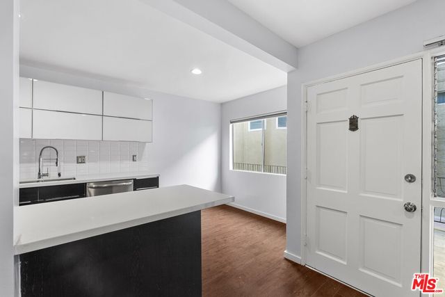 $2,790 | 612 Huntley Drive, Unit 3, West Hollywood, CA 90069