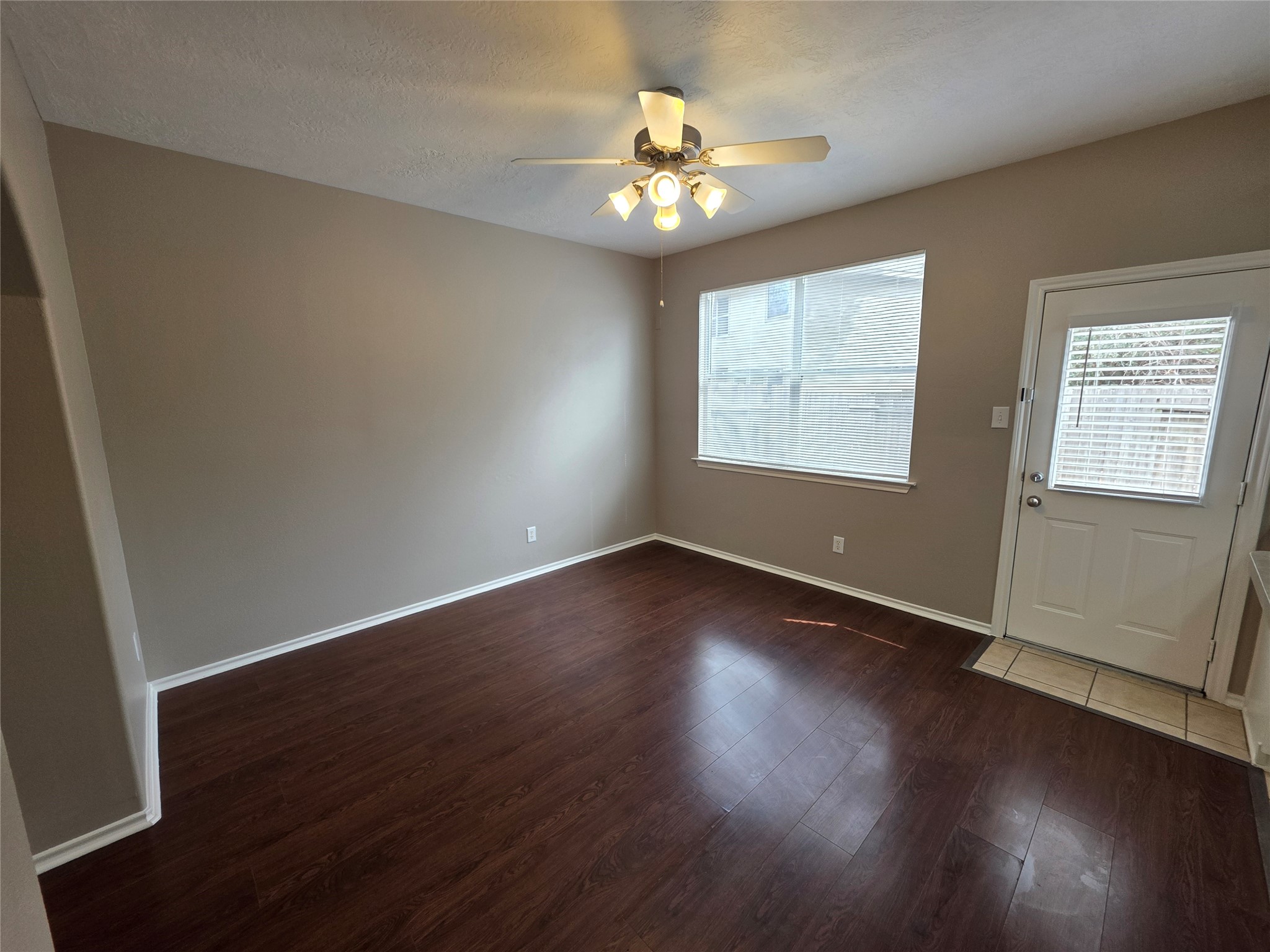 94 North Burberry Park Circle Spring, TX 77382 - Photo 5 of 22