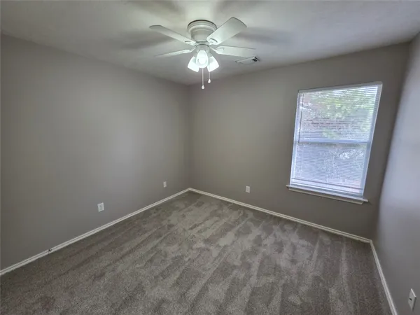$1,695 | 94 North Burberry Park Circle, Spring, TX 77382