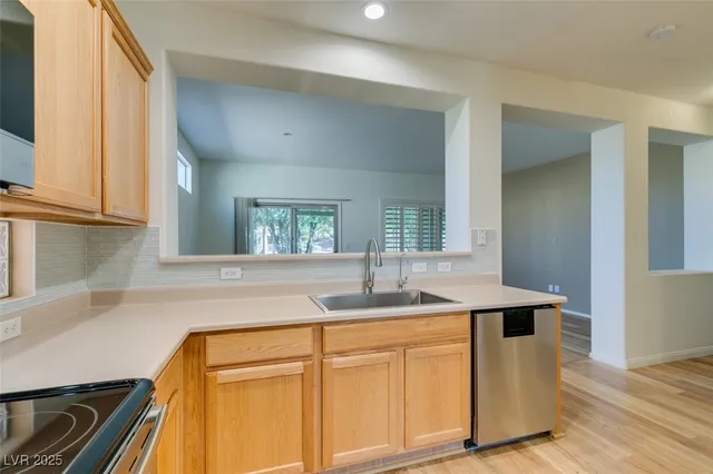 $429,000 | 590 Mountain Links Drive, Henderson, NV 89012