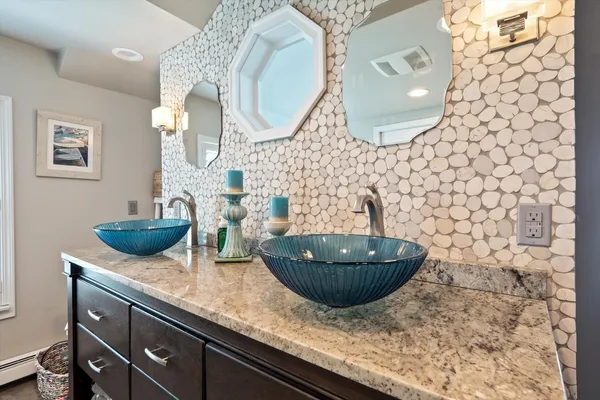 $1,095,000 | 8115 Colony Drive, Algonac, MI 48001