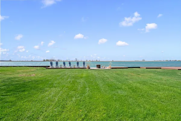 $1,095,000 | 8115 Colony Drive, Algonac, MI 48001
