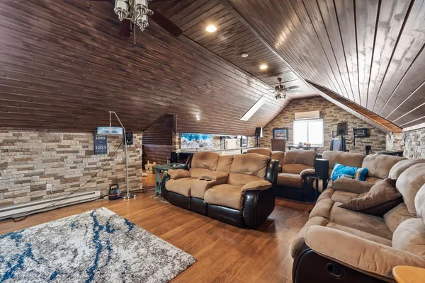 $1,095,000 | 8115 Colony Drive, Algonac, MI 48001