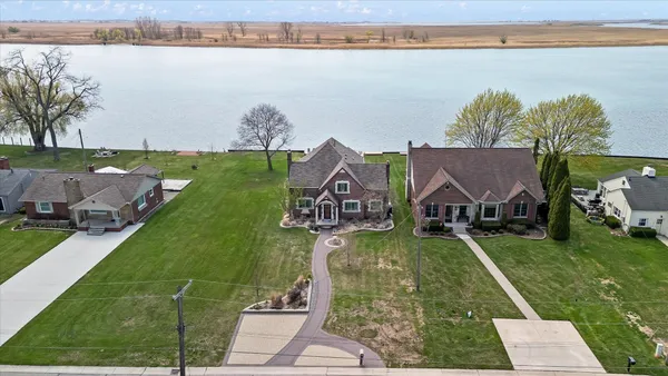 $1,095,000 | 8115 Colony Drive, Algonac, MI 48001