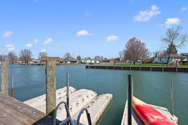 $1,095,000 | 8115 Colony Drive, Algonac, MI 48001