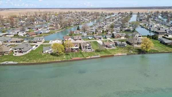 $1,095,000 | 8115 Colony Drive, Algonac, MI 48001