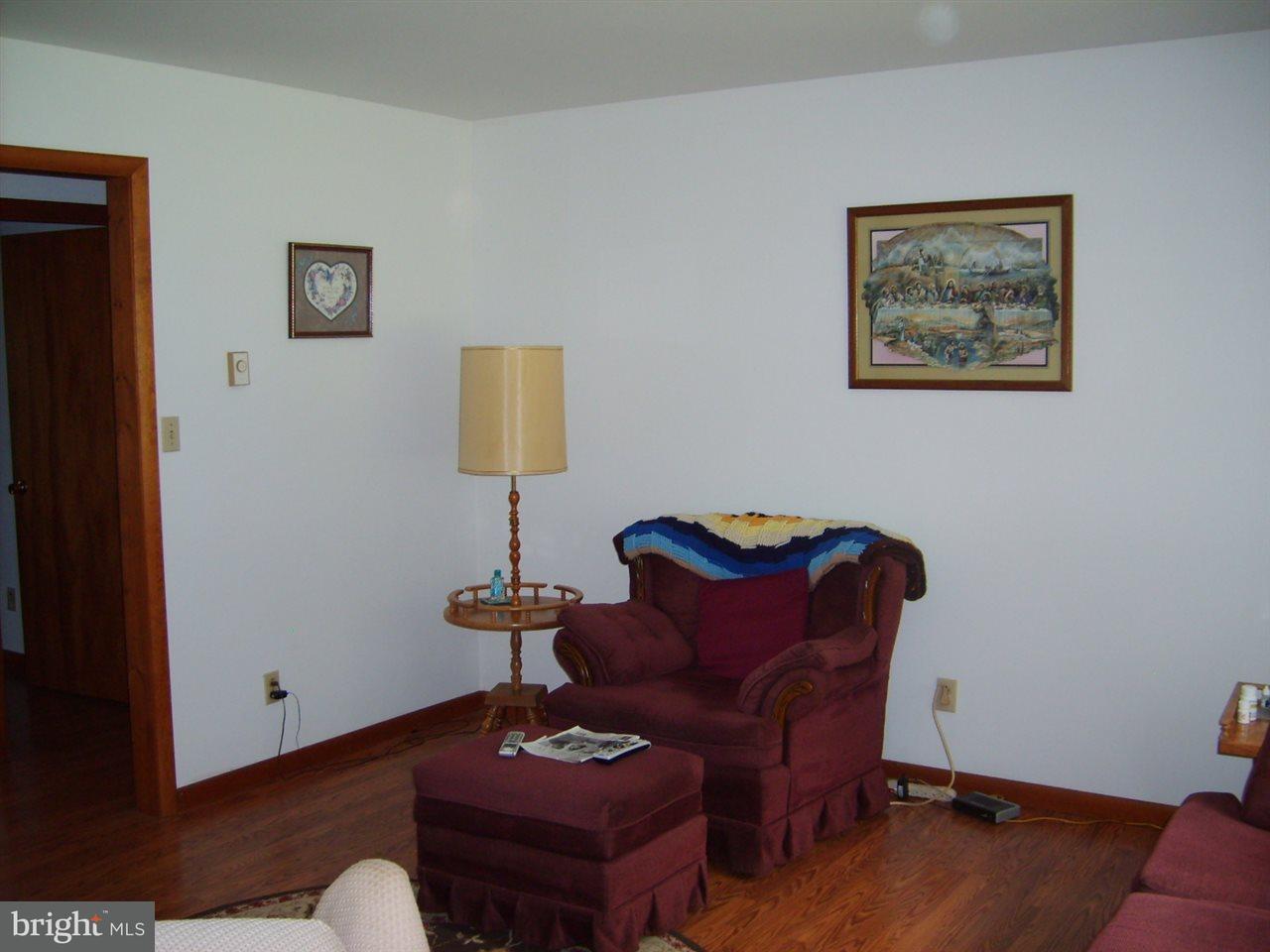 4435 Cold Springs Road Fayetteville, PA 17222 - Photo 8 of 17