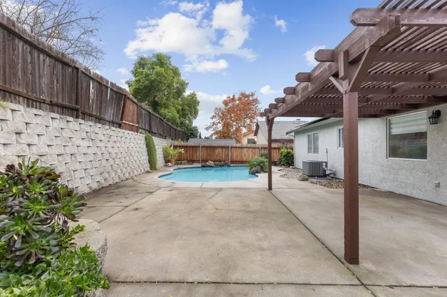 $469,999 | 3625 Black Eagle Drive, Antelope, CA 95843