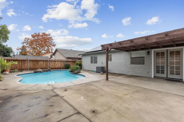 $469,999 | 3625 Black Eagle Drive, Antelope, CA 95843