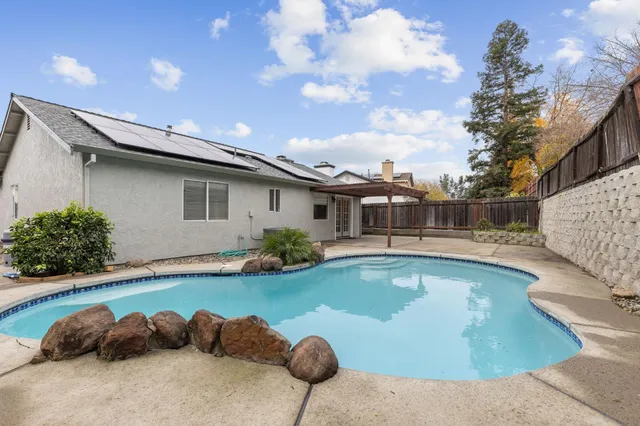 $469,999 | 3625 Black Eagle Drive, Antelope, CA 95843