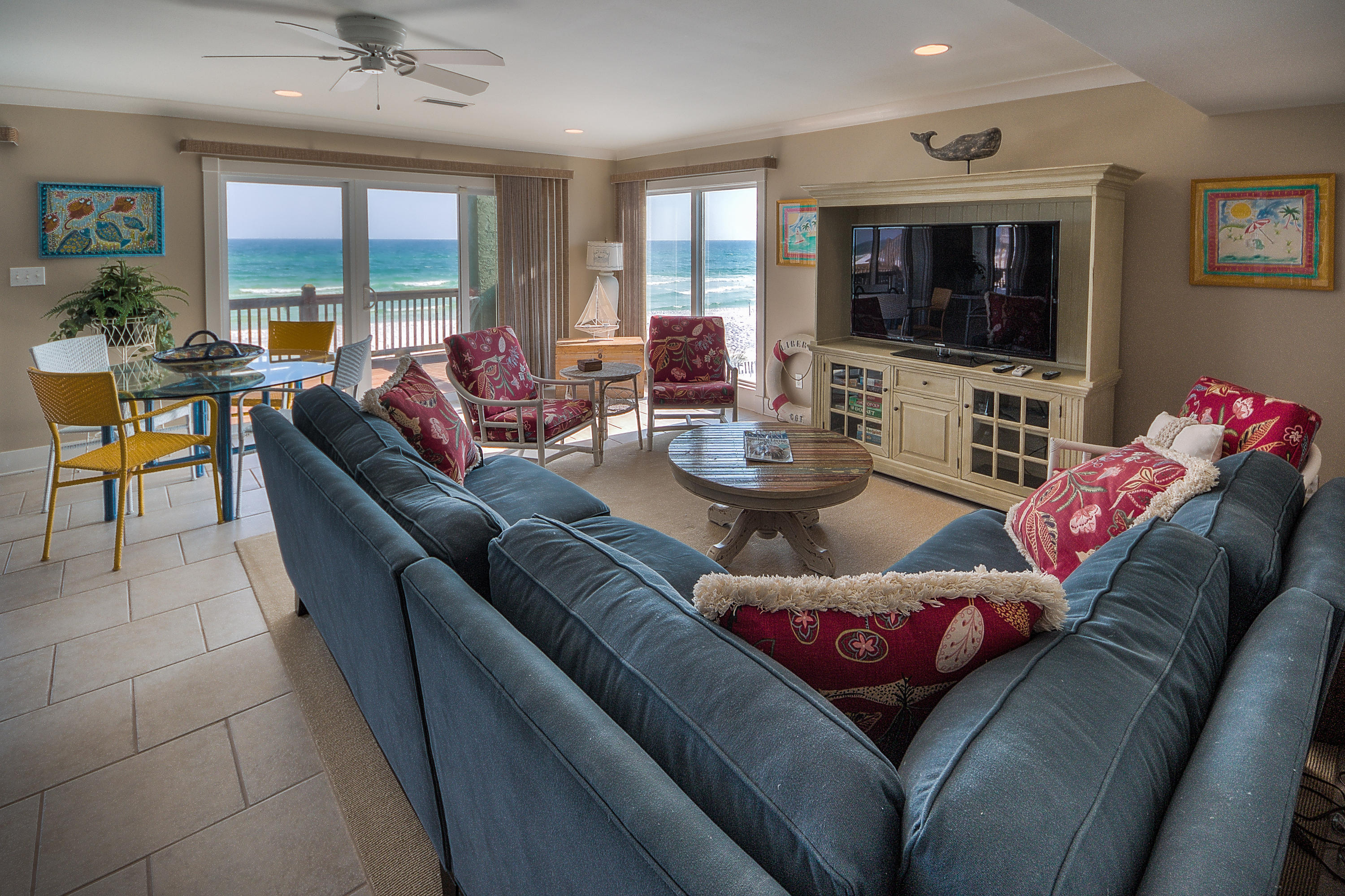 43 Fort Panic Road Santa Rosa Beach, FL 32459 - Photo 35 of 44 a living room with furniture and a flat screen tv