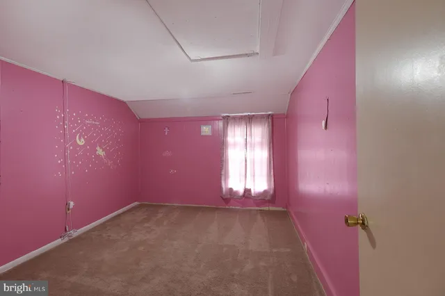 a view of empty room