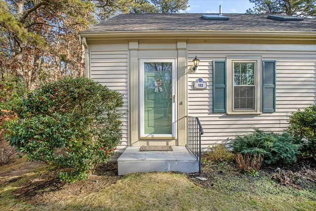 $735,900 | 132 Stagecoach Drive, Chatham, MA 02659