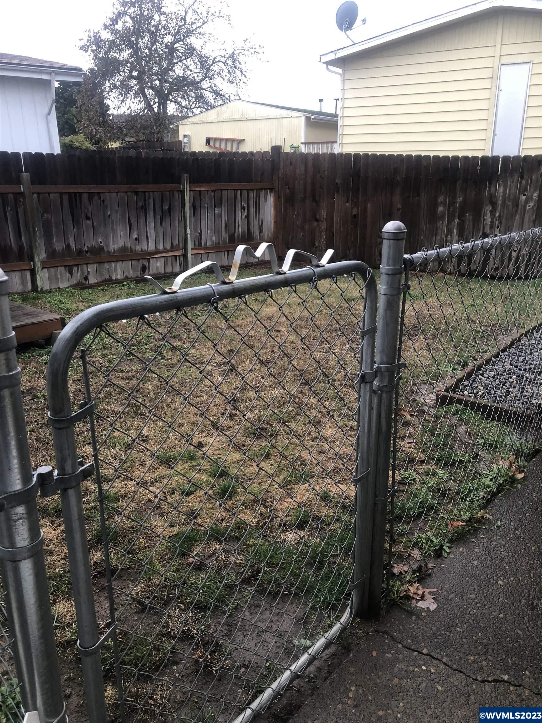 5355 River ( Road, Unit 17 Keizer, OR 97303 - Photo 15 of 15