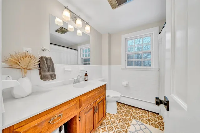 $1,049,900 | 17 Wakefield Street, Reading, MA 01867