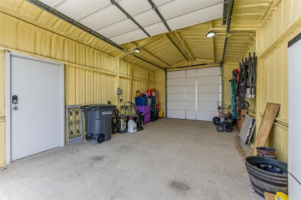 3020 Westfork Way Springtown, TX 76082 - Photo 36 of 40 a view of a room with gym equipment