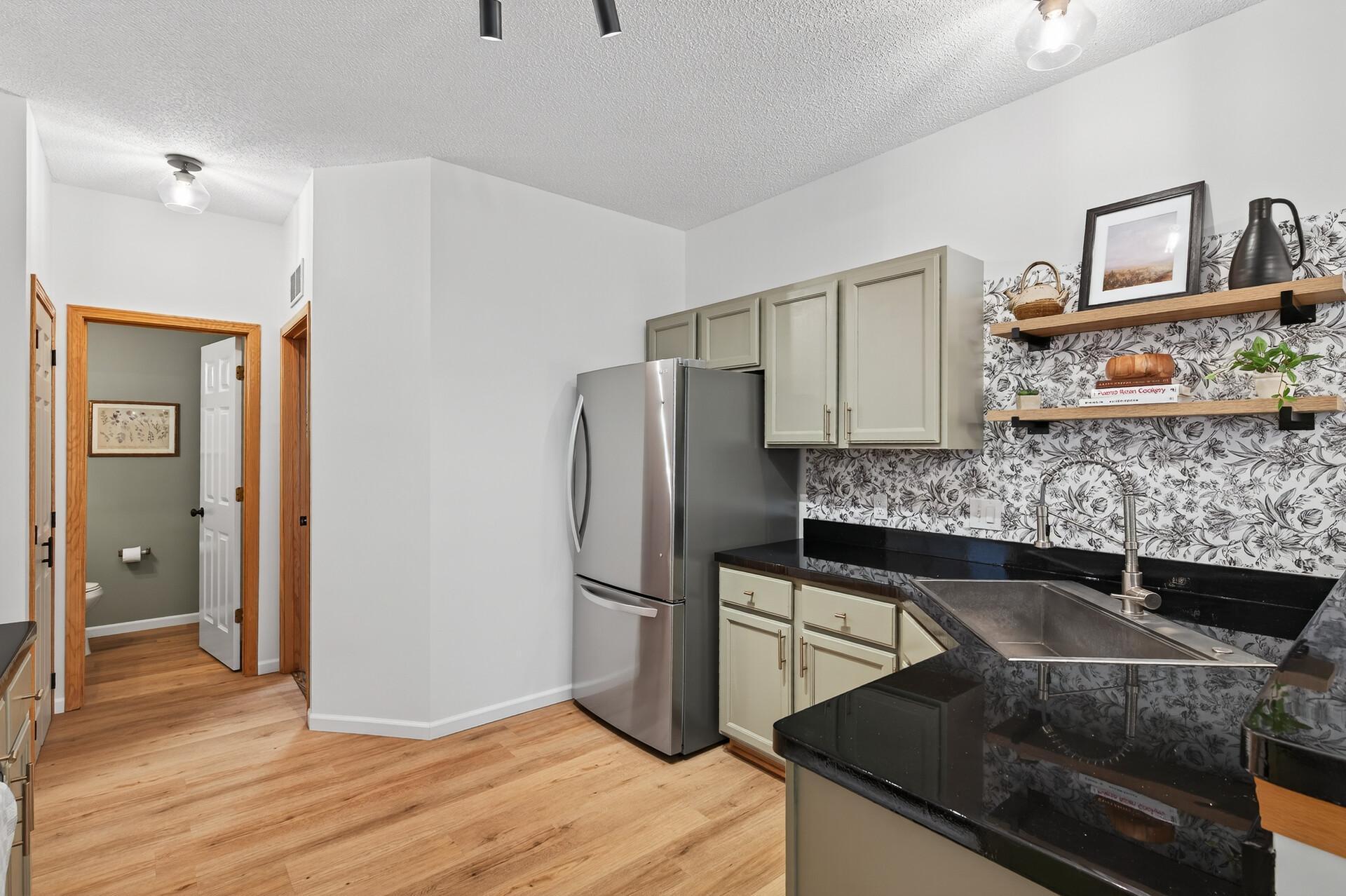 16878 79th Place North Maple Grove, MN 55311 - Photo 11 of 45