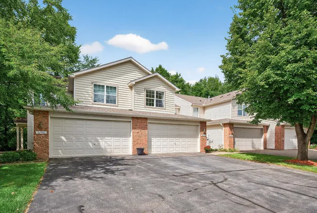 $309,900 | 16878 79th Place North, Maple Grove, MN 55311