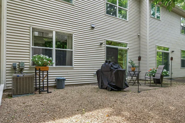 $309,900 | 16878 79th Place North, Maple Grove, MN 55311