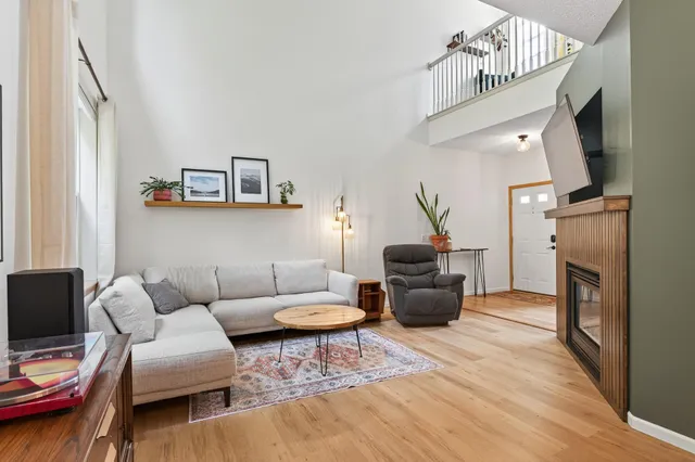 $309,900 | 16878 79th Place North, Maple Grove, MN 55311