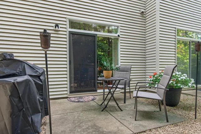 $309,900 | 16878 79th Place North, Maple Grove, MN 55311