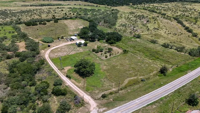 an aerial view of a yard