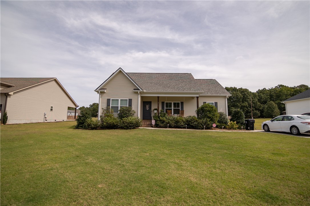 415 Addison Circle Pelzer, SC 29669 - Photo 3 of 28