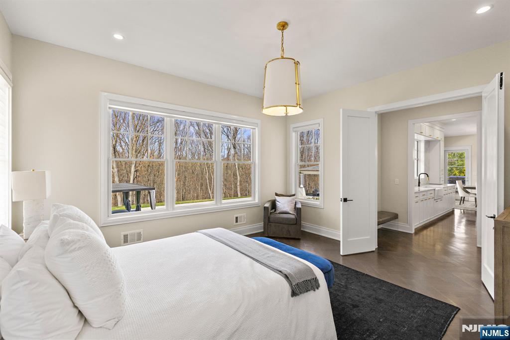 396 Knollwood Road Ridgewood, NJ 07450 - Photo 24 of 50