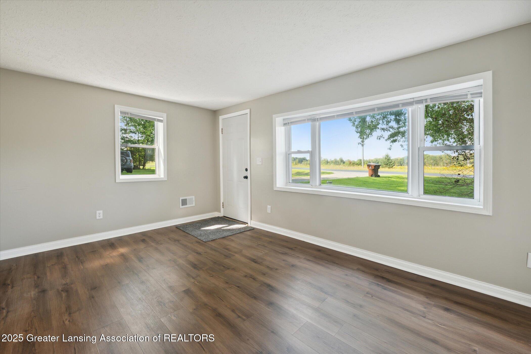 3179 Harper Road Mason, MI 48854 - Photo 8 of 29 08-3179-Harper-Rd-Mason-MI-48854-WindowS