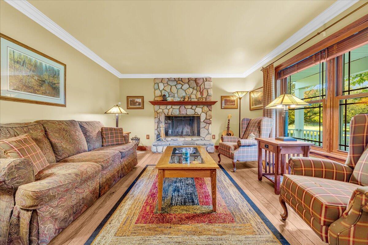 5067 7 Mile Road South Lyon, MI 48178 - Photo 6 of 45 06-DSC09973