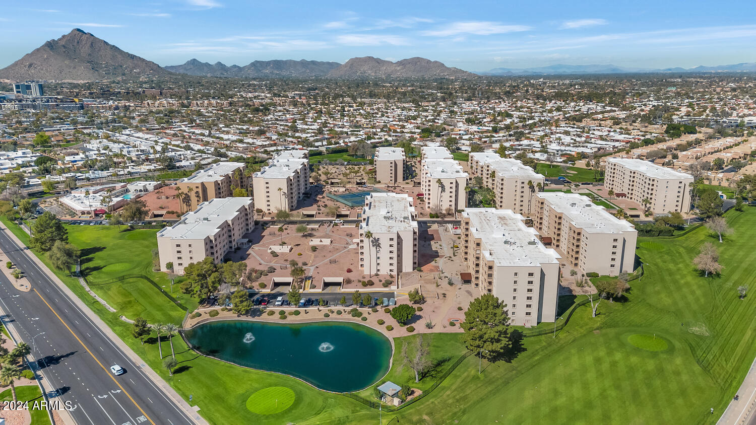 7930 East Camelback Road, Unit 301 Scottsdale, AZ 85251 - Photo 10 of 32 Resort Amenities.
