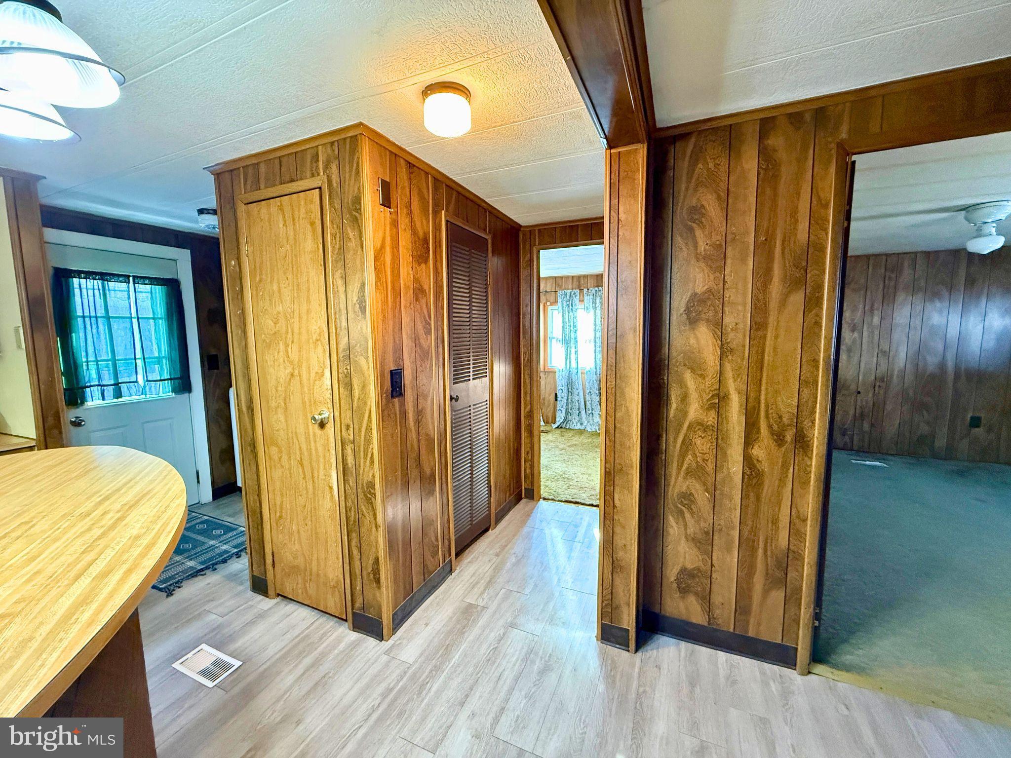 33 Judith Way Jackson, NJ 08527 - Photo 12 of 28